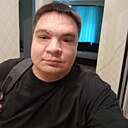 Илья, 33 года