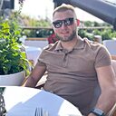 Максим, 33 года