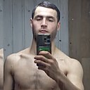 Ali, 22 года