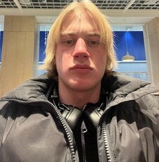 Фотография мужчины Максим, 18 лет из г. Екатеринбург