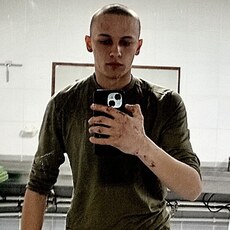 Фотография мужчины Илья, 18 лет из г. Оренбург