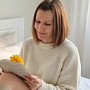 Малая, 33 года