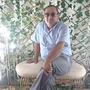 Manuk, 42 года