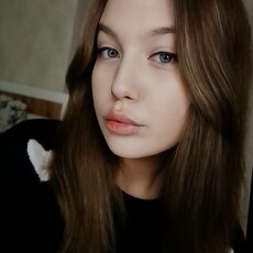 Фотография девушки Лиля, 22 года из г. Екатеринбург