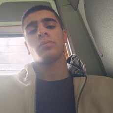Фотография мужчины Амир, 18 лет из г. Каспийск