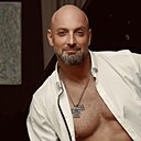 Лев, 39 лет