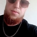 Артём, 23 года