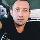 Денис, 33 года