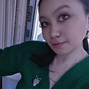 Иман Нур, 43 года