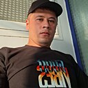 Хх, 32 года