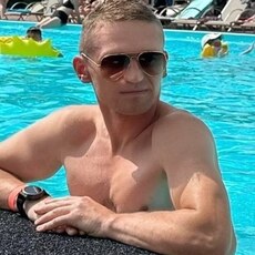 Фотография мужчины Рома, 33 года из г. Саратов