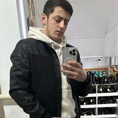 Фотография мужчины Rafail, 22 года из г. Юрга