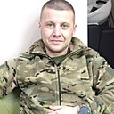 Илья, 33 года