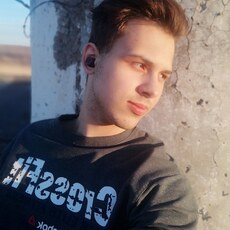 Фотография мужчины Владислав, 23 года из г. Оренбург