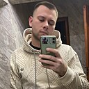 Артем, 23 года