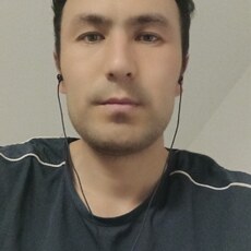 Фотография мужчины Utkir, 28 лет из г. Кострома