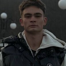 Фотография мужчины Макс, 18 лет из г. Кострома