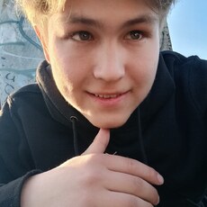 Фотография мужчины Стёпа, 18 лет из г. Архангельск