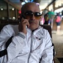 Овик, 48 лет