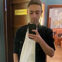 Макс, 24 года