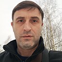 S G, 41 год