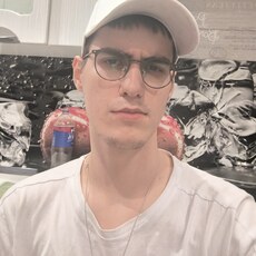 Максим, 21 из г. Красноярск.