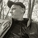 Максим, 24 года
