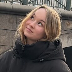 Фотография девушки Ульяна, 18 лет из г. Санкт-Петербург