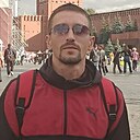 Илья, 33 года
