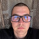 Максим, 22 года