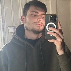 Фотография мужчины Максим, 22 года из г. Омск