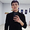 Rovshen, 22 года