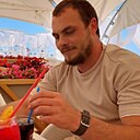 Михаил, 32 года
