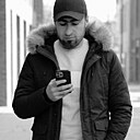 Tadjik, 33 года
