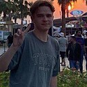 Андрей, 20 лет