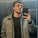 Али, 21 год