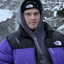 Макс, 22 года