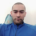 Russell, 22 года