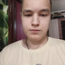 Фотография мужчины Виталик, 18 лет из г. Рязань