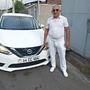 Арсен Апресян, 42 года