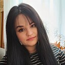 Крісті, 28 лет