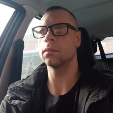 Фотография мужчины Рома, 25 лет из г. Киров