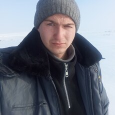 Фотография мужчины Дмитрий, 22 года из г. Усть-Каменогорск
