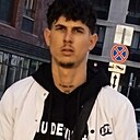 Yankiel, 24 года