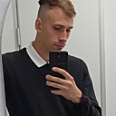 Денис, 22 года