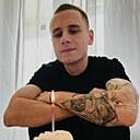 Макс, 24 года