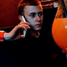 Фотография мужчины Дмитрий, 20 лет из г. Новосибирск