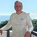 Андрей, 62 года