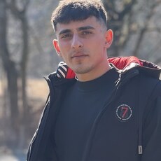 Фотография мужчины Emil, 22 года из г. Голенёв