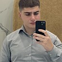 Максим, 22 года